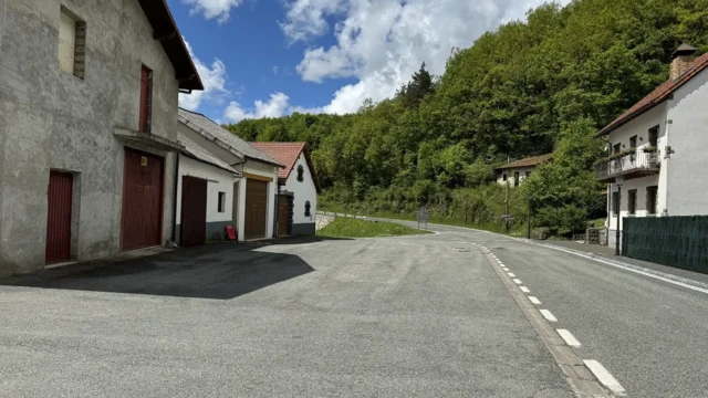 ACT Pyrenees Jaurrieta Roads